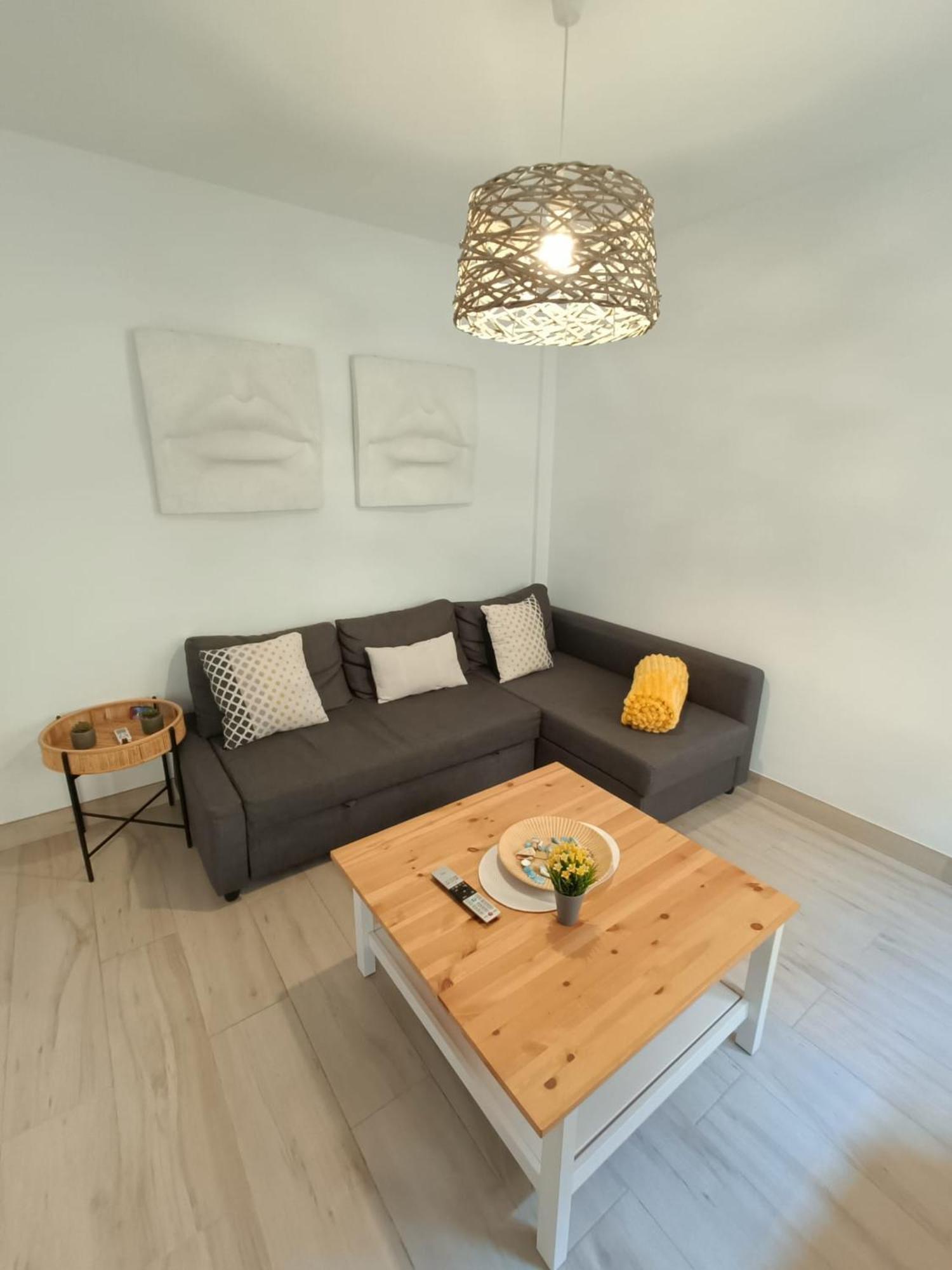 Apartamento Arandas Centro, By Daimar Granada Exterior photo