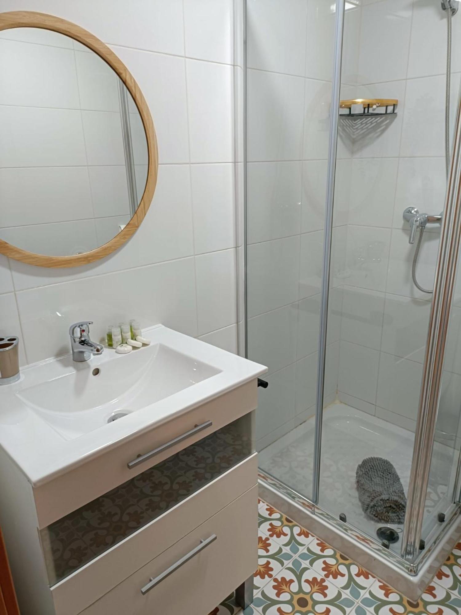 Apartamento Arandas Centro, By Daimar Granada Exterior photo
